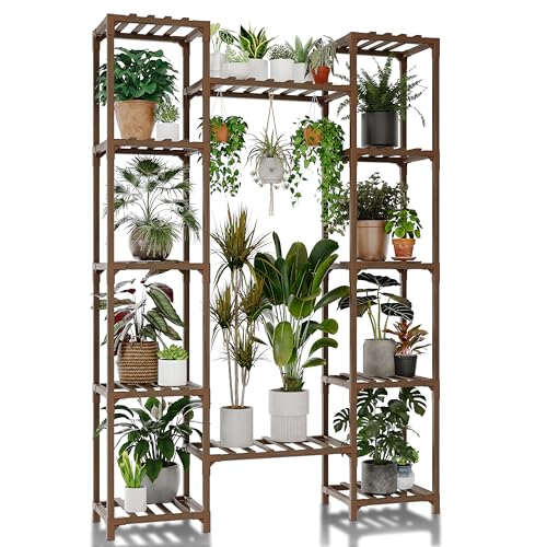 Modern small apartment room divider ideas using glass panels and metal.